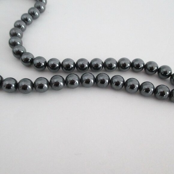 8 mm Hematite Bead Strand 51 Beads New Old Stock 1980s - Picture 4 of 4